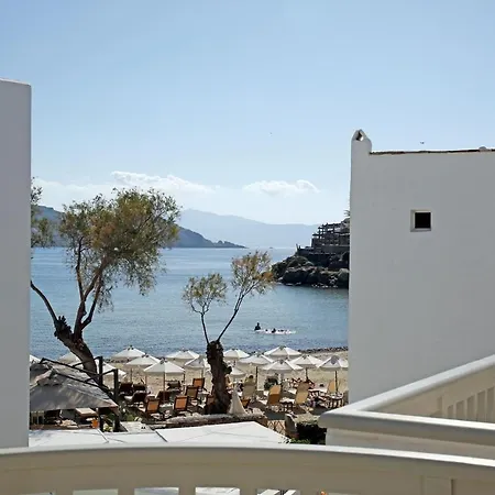 Thomais * Naxos City