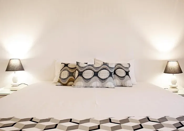 Thomais * Naxos City