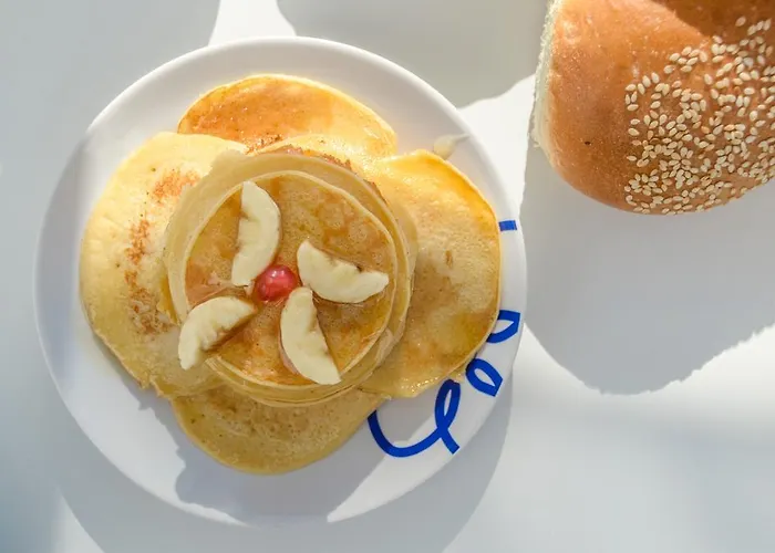 Thomais * Naxos City